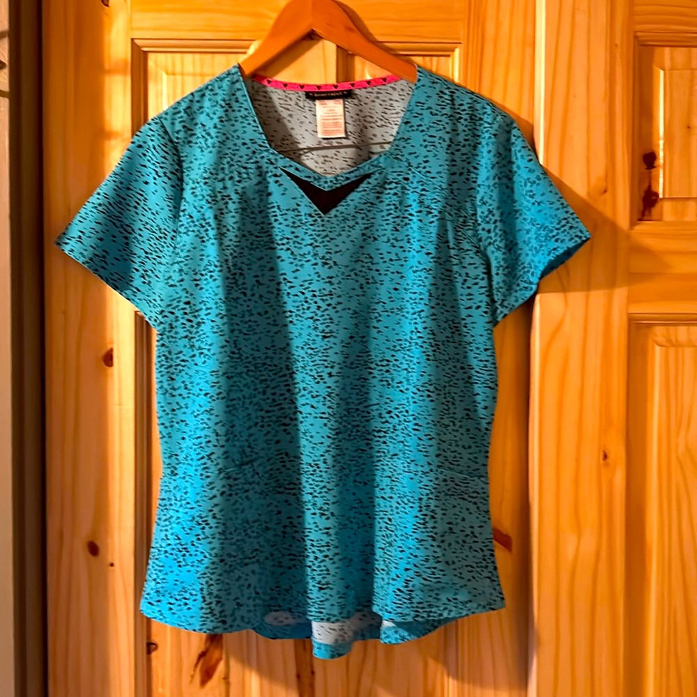 Heartsoul scrub top large